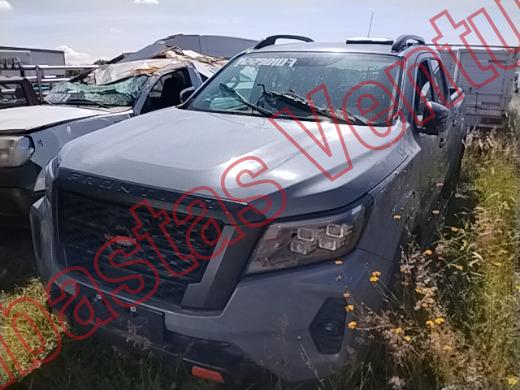 NISSAN FRONTIER 2021, foto 2 de 19