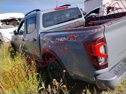 NISSAN FRONTIER 2021, foto 8 de 19
