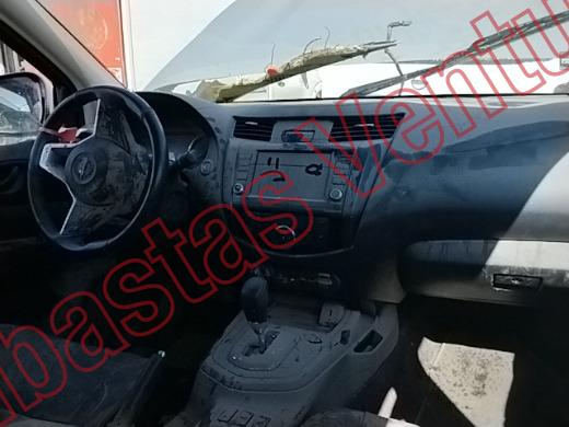 NISSAN FRONTIER 2021, foto 14 de 19