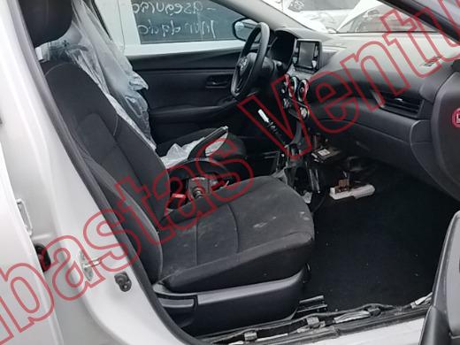 NISSAN SENTRA 2025, foto 12 de 19