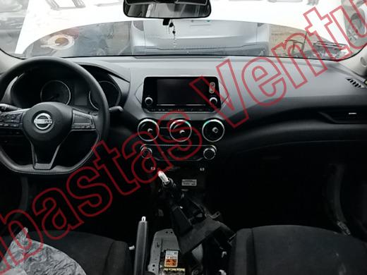 NISSAN SENTRA 2025, foto 14 de 19