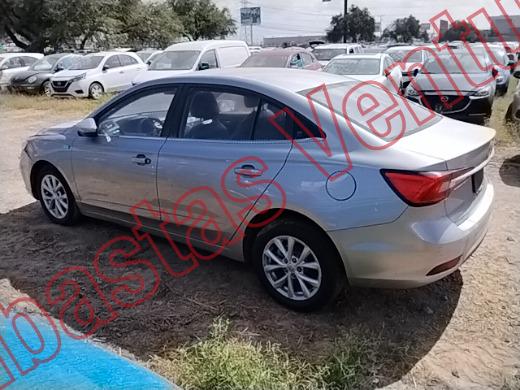 MG MG5 2023, foto 8 de 19