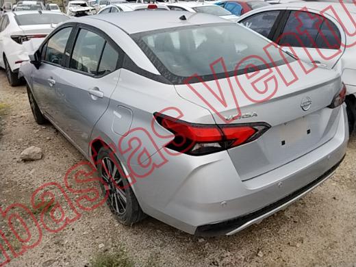 NISSAN VERSA 2025, foto 7 de 19