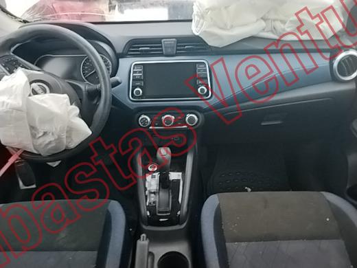 NISSAN VERSA 2025, foto 14 de 19
