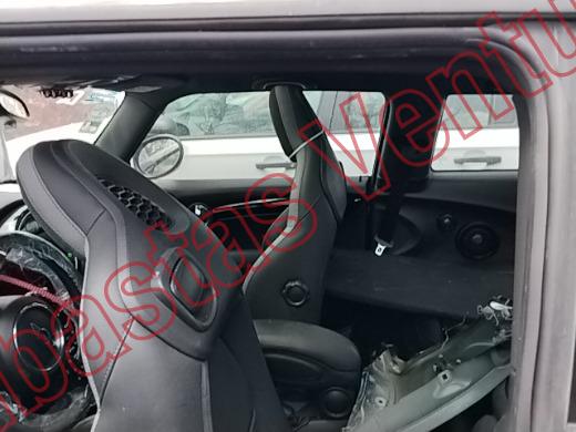 MINI COOPER JCW 2024, foto 17 de 19