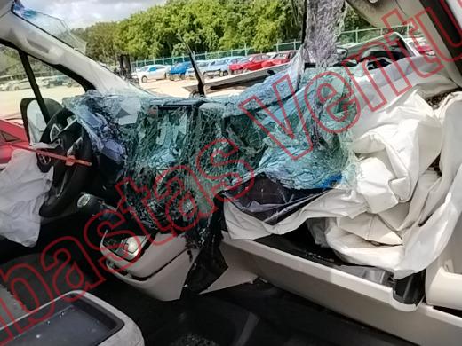 TOYOTA HIACE VAN 2023, foto 14 de 19