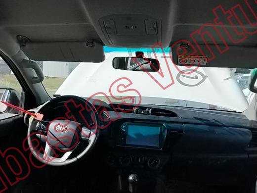 TOYOTA HILUX 2023, foto 14 de 19