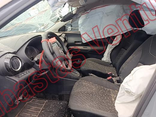NISSAN KICKS 2025, foto 17 de 19