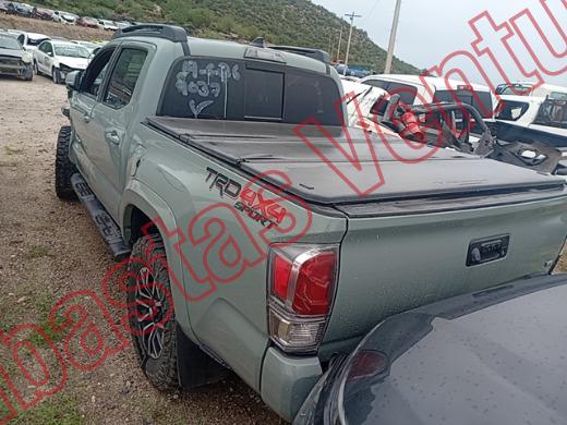 TOYOTA TACOMA 2022, foto 8 de 19