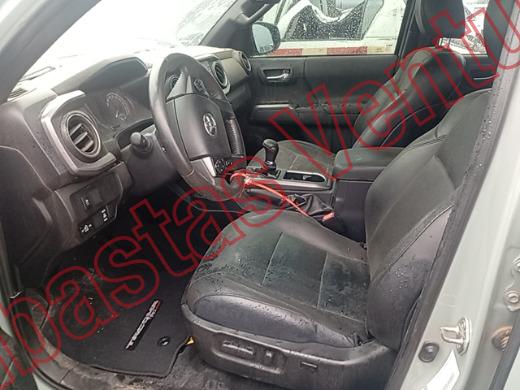 TOYOTA TACOMA 2022, foto 17 de 19