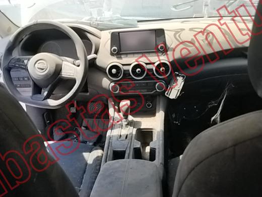 NISSAN SENTRA 2024, foto 14 de 19