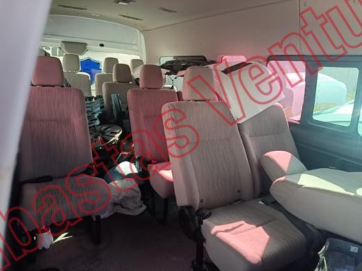 NISSAN URVAN 2023, foto 13 de 19