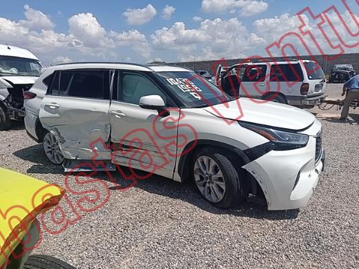 TOYOTA HIGHLANDER 2021, foto 4 de 19