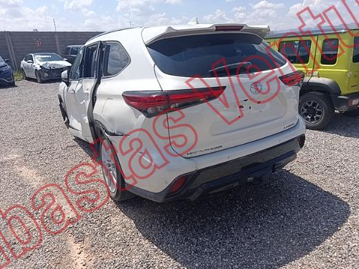 TOYOTA HIGHLANDER 2021, foto 7 de 19