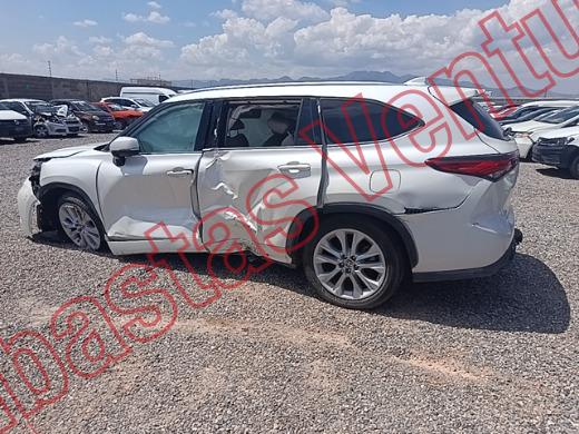 TOYOTA HIGHLANDER 2021, foto 8 de 19