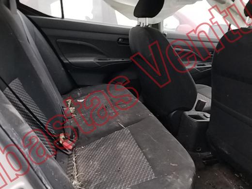 NISSAN VERSA 2023, foto 13 de 19
