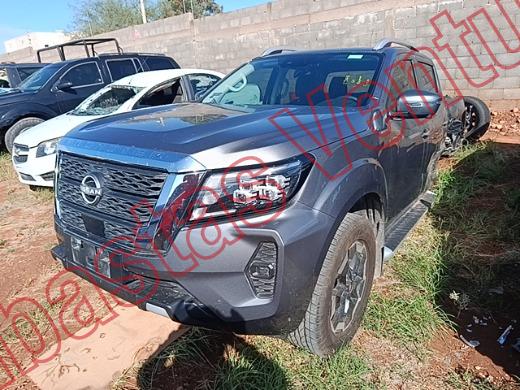 NISSAN FRONTIER 2025, foto 1 de 19
