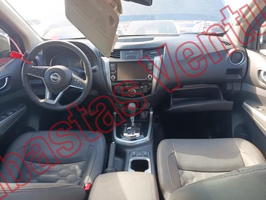 NISSAN FRONTIER 2025, foto 14 de 19