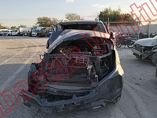 NISSAN FRONTIER 2024, foto 2 de 19