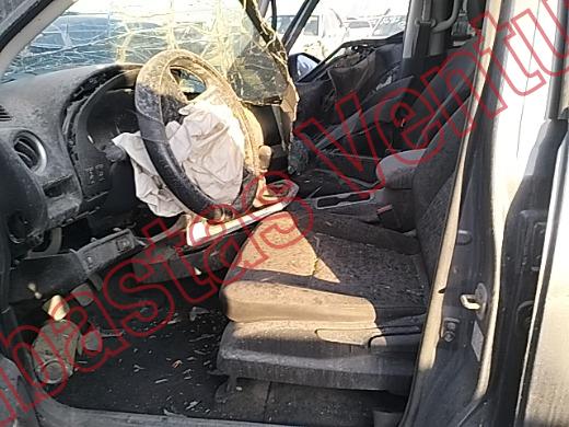 NISSAN FRONTIER 2024, foto 17 de 19