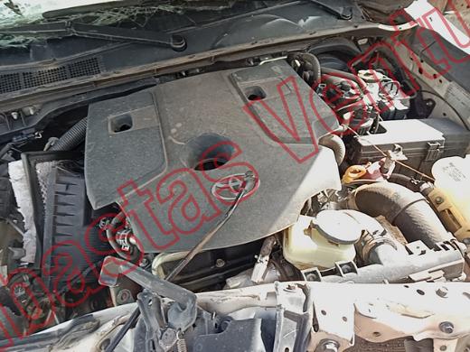 TOYOTA HILUX 2022, foto 10 de 19