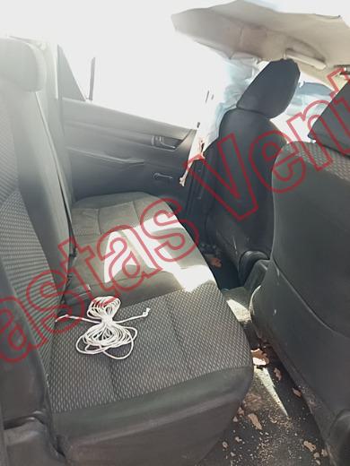 TOYOTA HILUX 2022, foto 13 de 19
