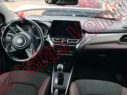 SUZUKI FRONX 2025, foto 14 de 19