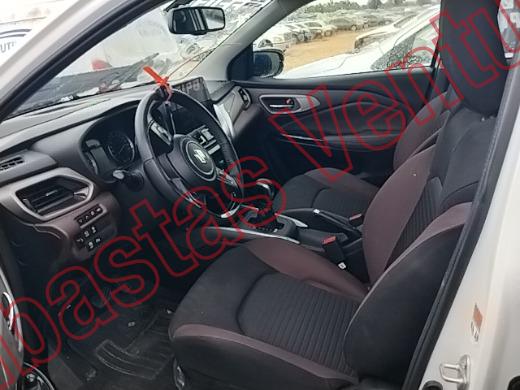 SUZUKI FRONX 2025, foto 17 de 19