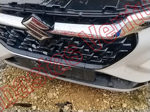 SUZUKI FRONX 2025, foto 18 de 19