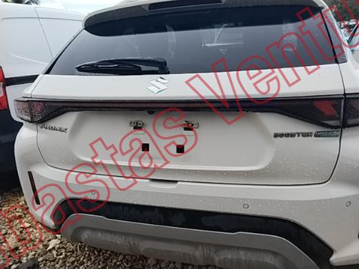 SUZUKI FRONX 2025, foto 19 de 19
