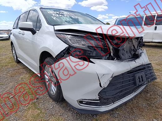 TOYOTA SIENNA 2022, foto 3 de 19