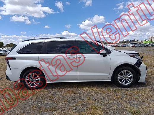 TOYOTA SIENNA 2022, foto 4 de 19
