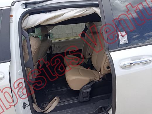 TOYOTA SIENNA 2022, foto 16 de 19