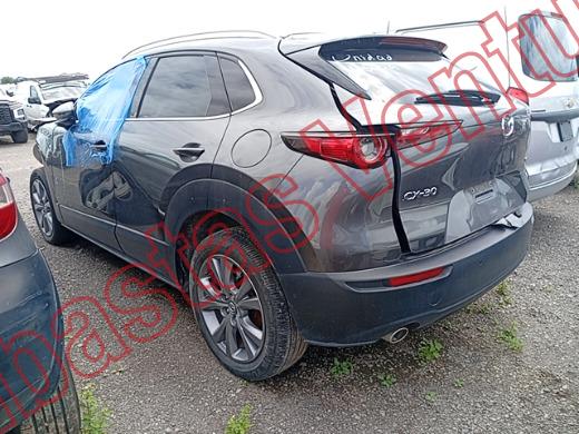 MAZDA CX30 2025, foto 8 de 19
