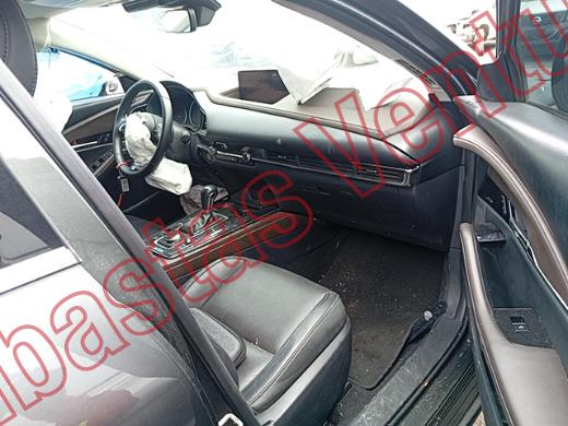 MAZDA CX30 2025, foto 12 de 19