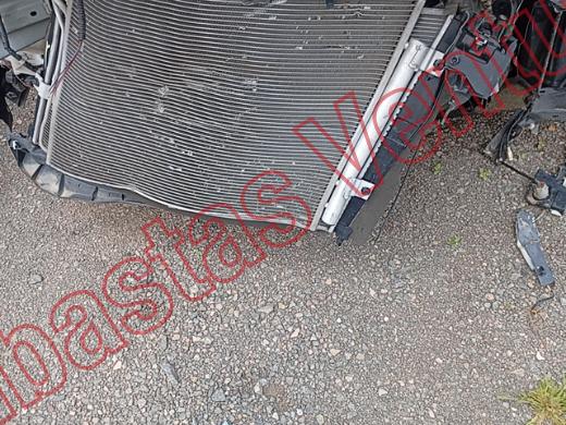 MAZDA CX30 2025, foto 18 de 19