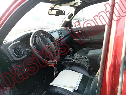 TOYOTA TACOMA 2023, foto 17 de 19