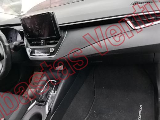 TOYOTA COROLLA 2024, foto 14 de 19