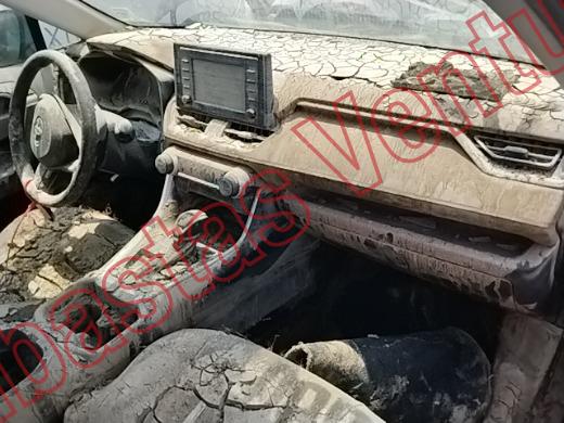 TOYOTA RAV4 2021, foto 14 de 19