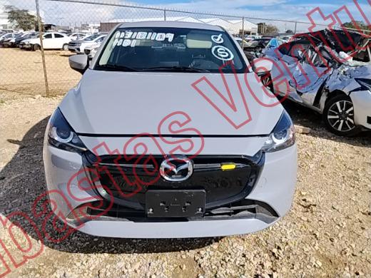 MAZDA MAZDA 2 2026, foto 2 de 19