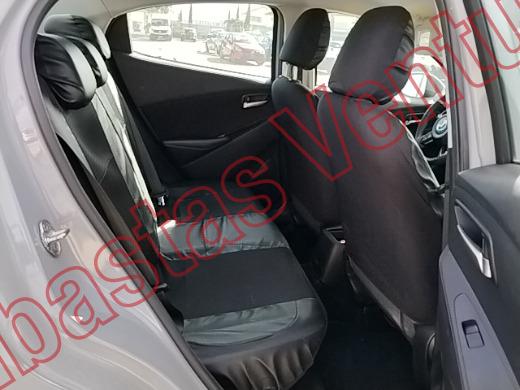 MAZDA MAZDA 2 2026, foto 13 de 19