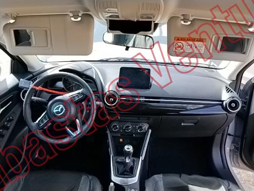 MAZDA MAZDA 2 2026, foto 14 de 19