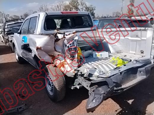 NISSAN FRONTIER 2025, foto 7 de 19