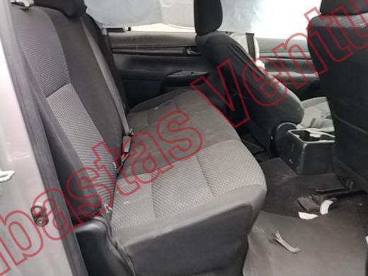 TOYOTA PICK UP 2021, foto 13 de 19