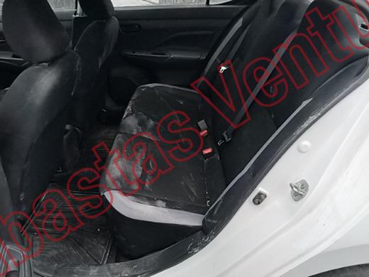 NISSAN VERSA 2025, foto 16 de 19