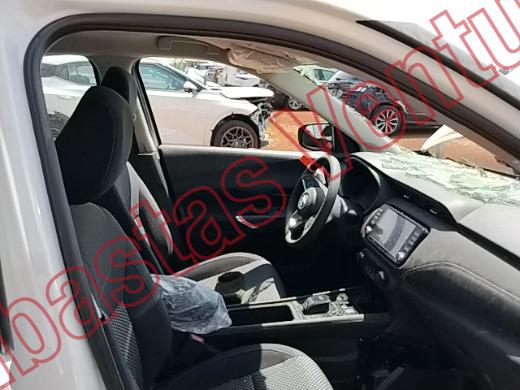 NISSAN KICKS 2025, foto 12 de 19