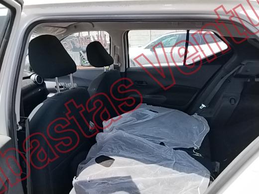 NISSAN KICKS 2025, foto 16 de 19