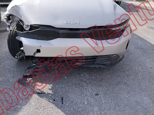 KIA K3 2025, foto 18 de 19