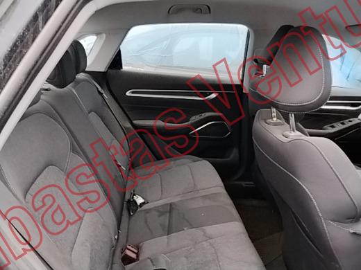 GEELY EMGRAND  2026, foto 13 de 19