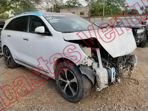 KIA SORENTO  2017, foto 3 de 19